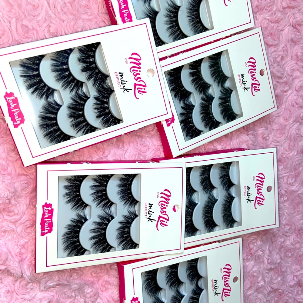 Miss Lil Mink Eyelashes 3 Eyelash row pack